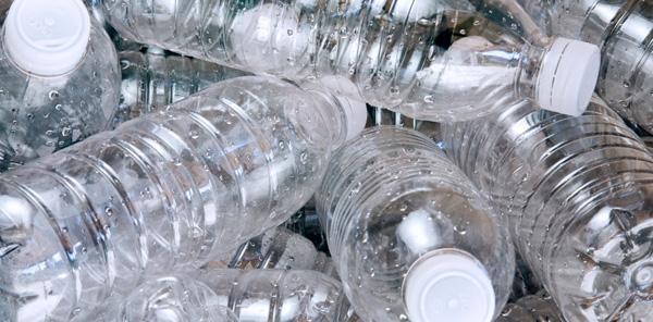 प्लास्टिक की बोतलों का रीसाइक्लिंग - पॉलीथीन टेरेफेथलेट (पीईटी) का दूसरा जीवन